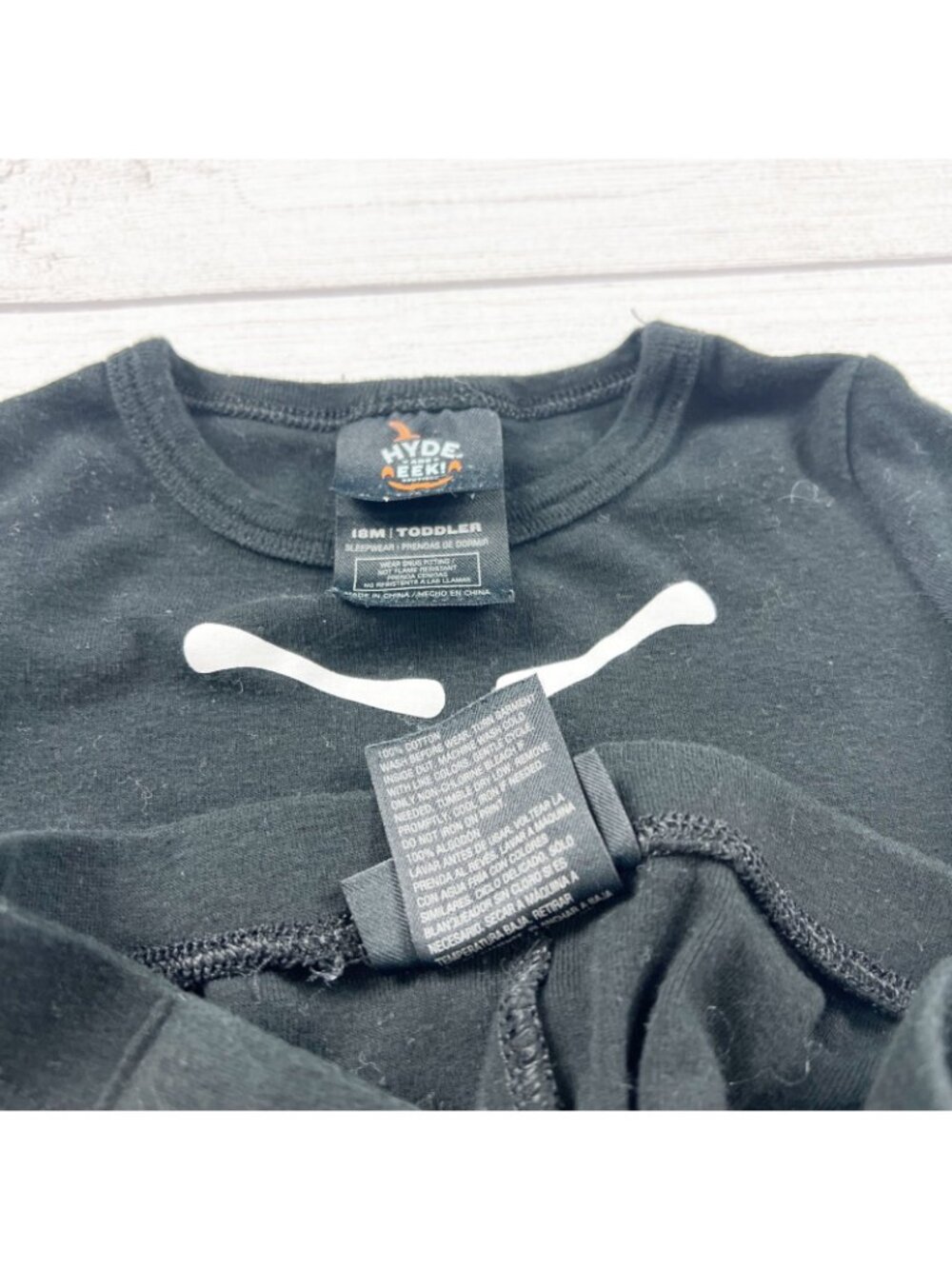 Hyde & Eek! Toddler Pajamas Set Skeleton Design Black Halloween 12-18 Months - Picture 2 of 4